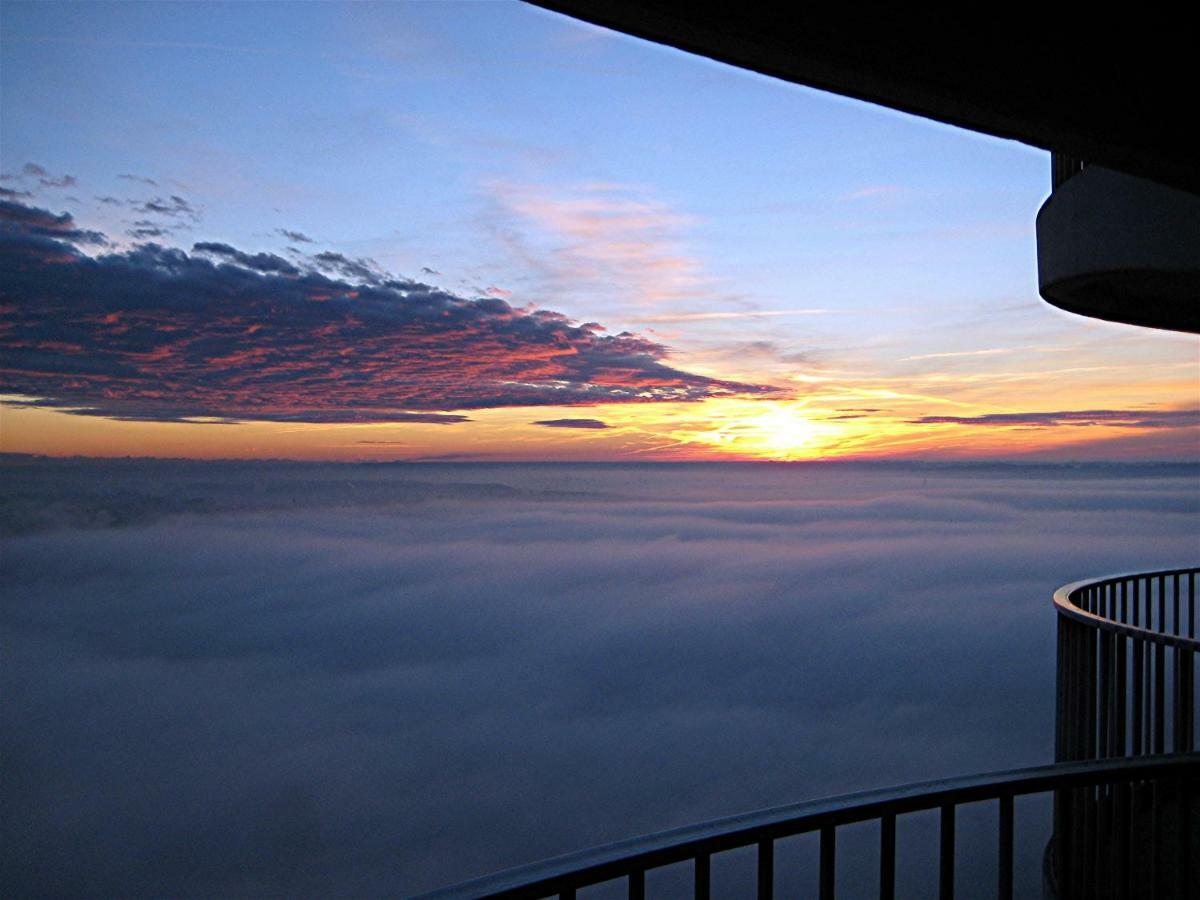 Royal - Sky - Suite Augsburg Dış mekan fotoğraf